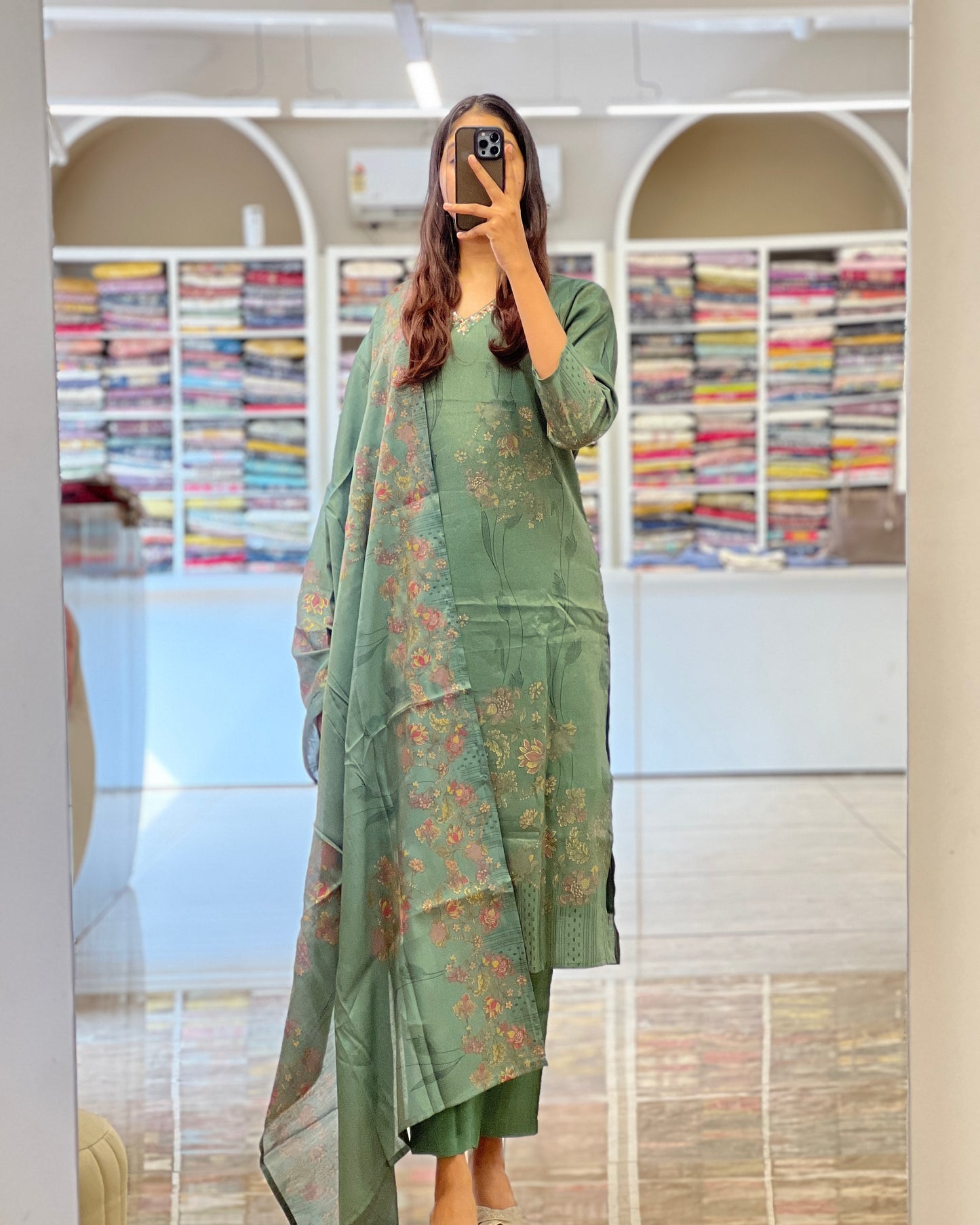 Tela by ash women slik salwar suit