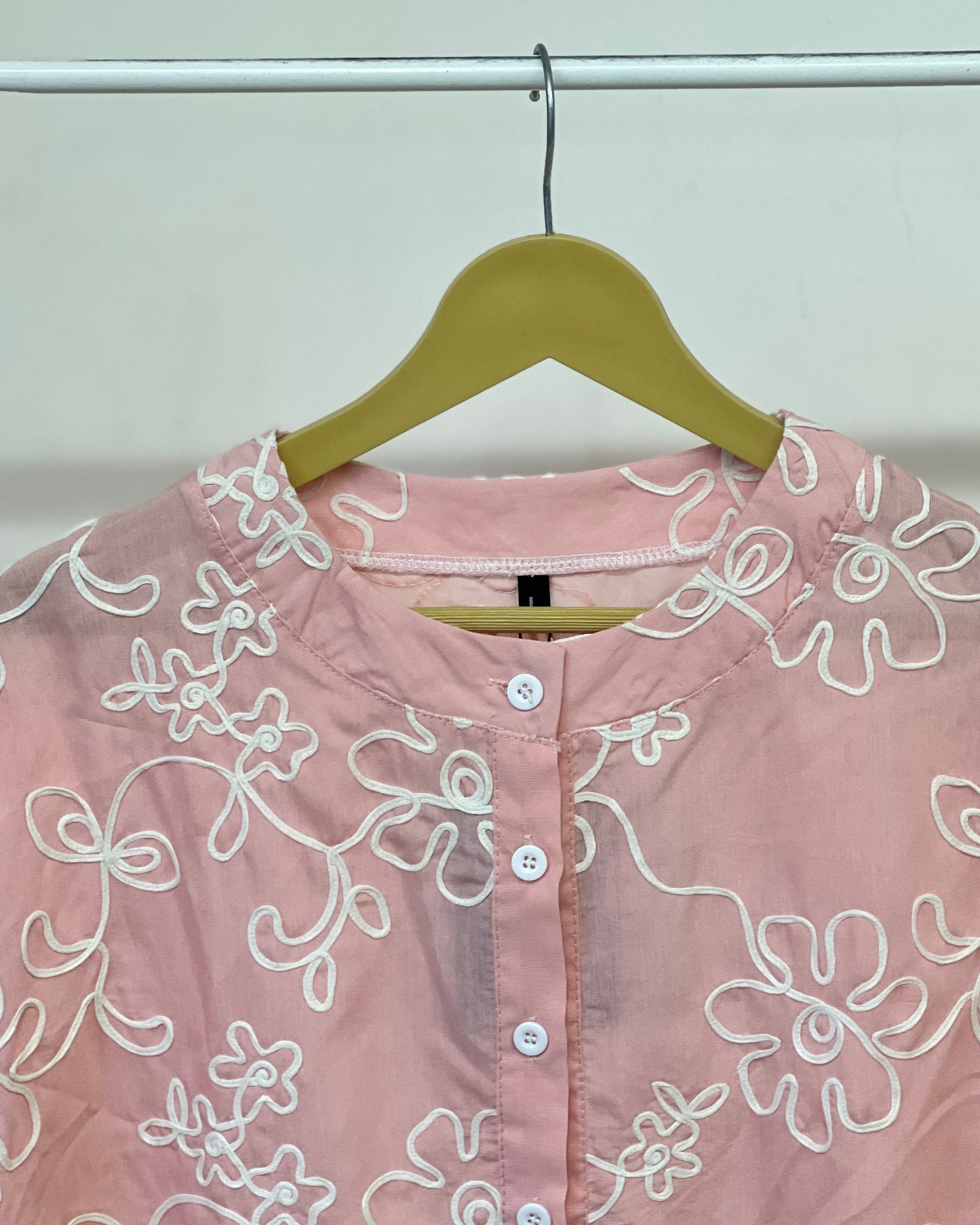 Tela by ash women pink short-sleeved top with white embroidery