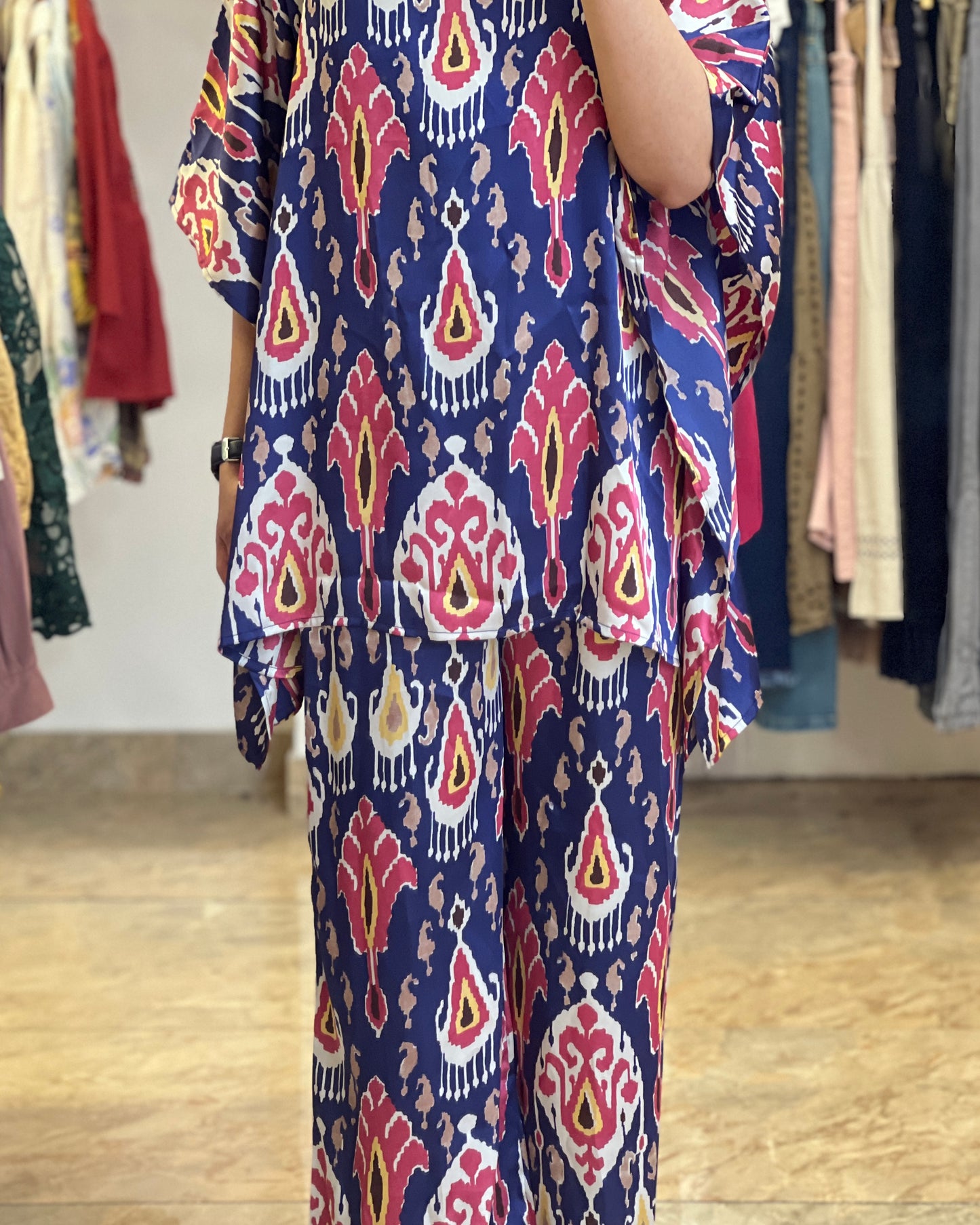 Tela by ash women elegant satin kafthan co-ord set