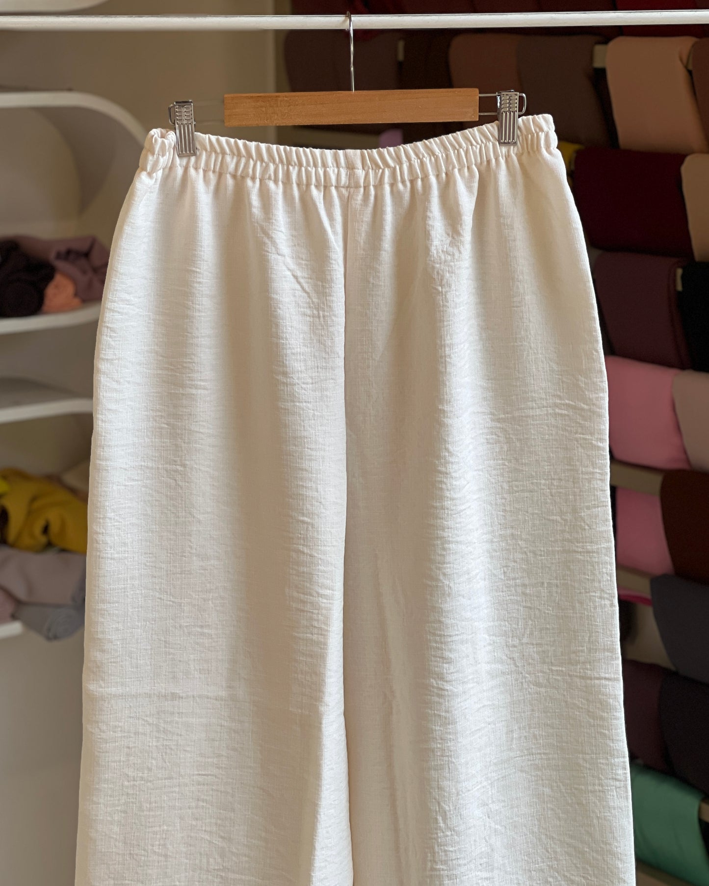 Semi-linen straight fit pant