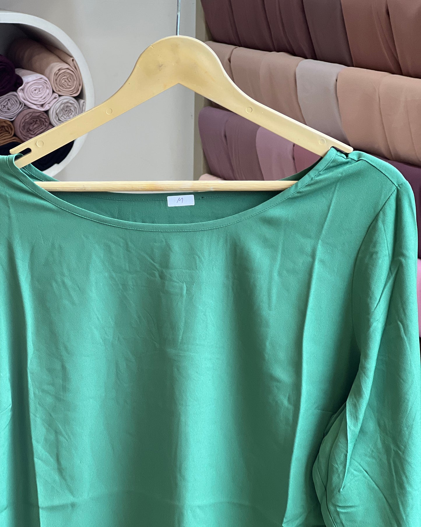 Tela by ash women teal green short top