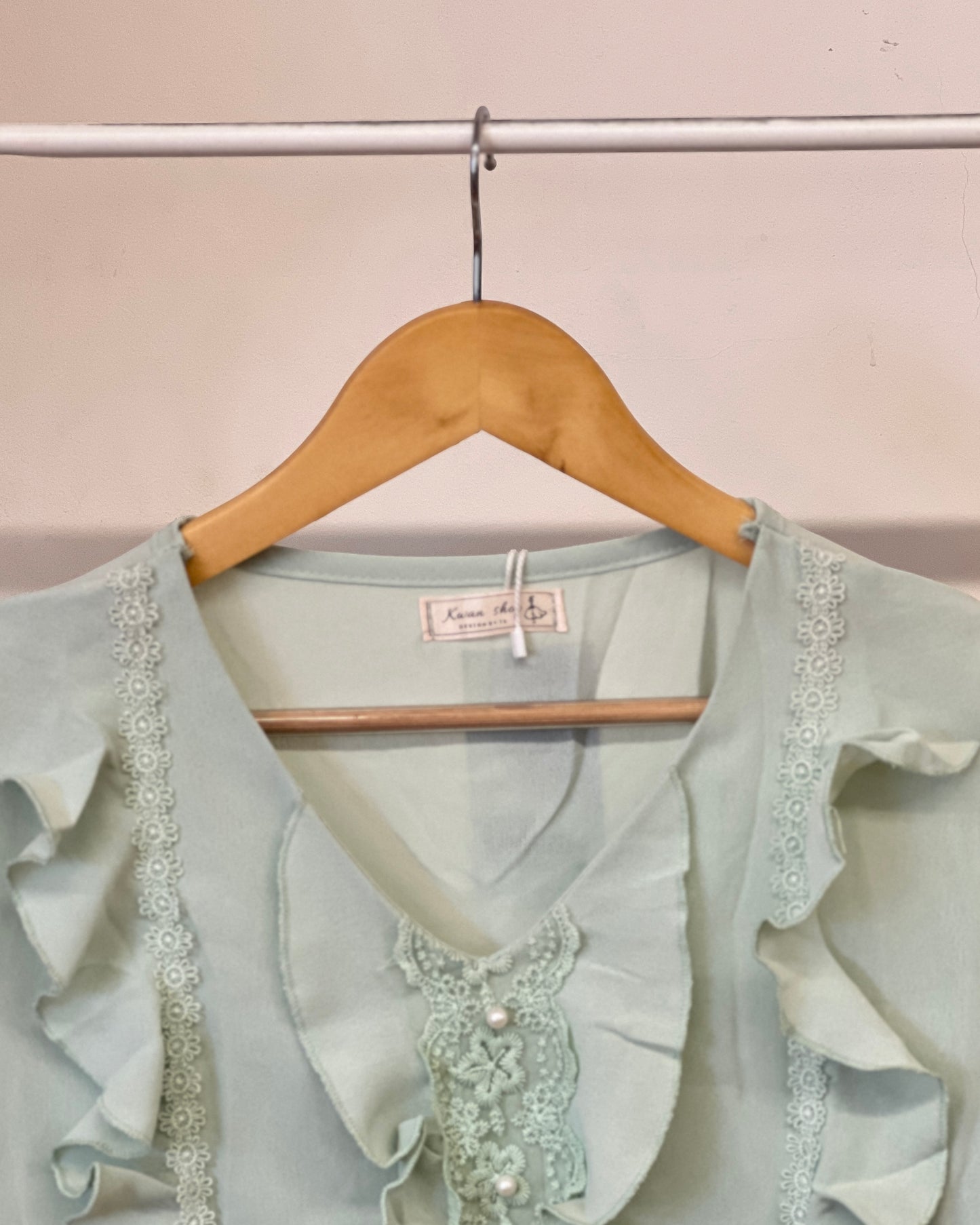Tela by ash women muted green ruffle edge collar top