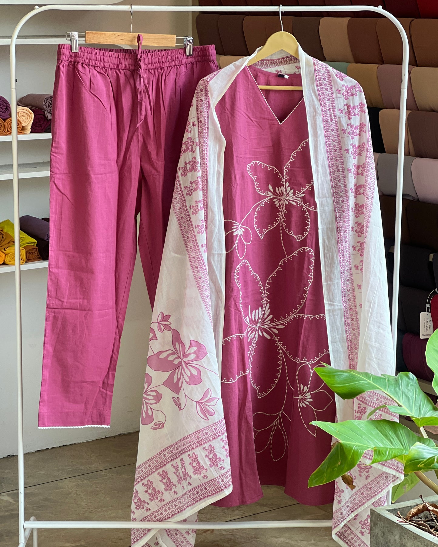 Women’s Pink Cotton salwar