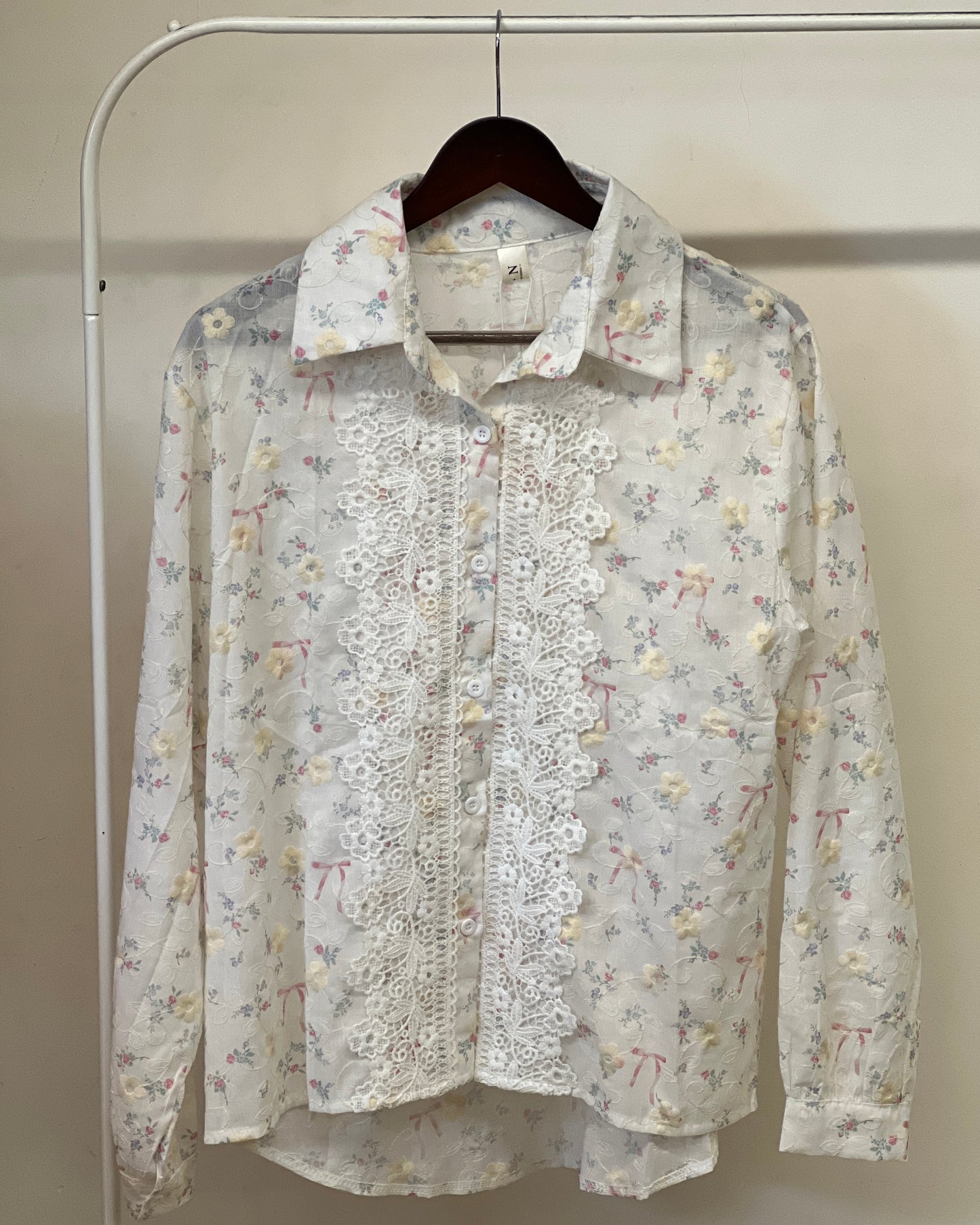 Tela by ash women imported floral shirt