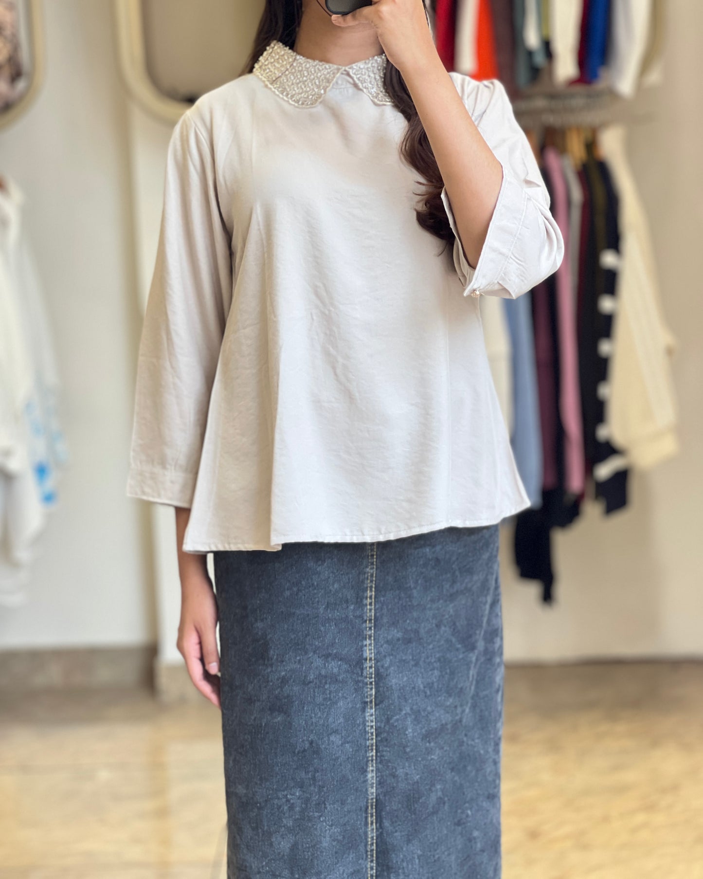 Tela by ash women platter collar top