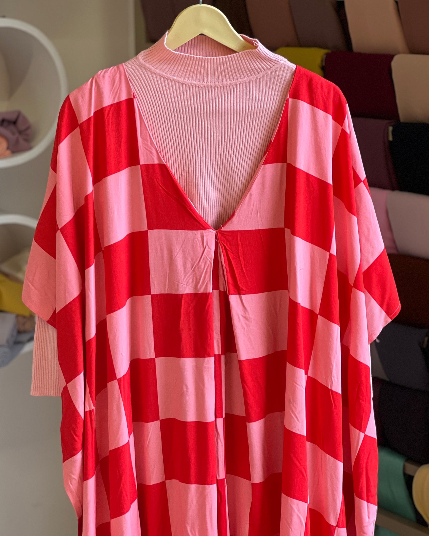Checkerboard print kaftan maxi dress