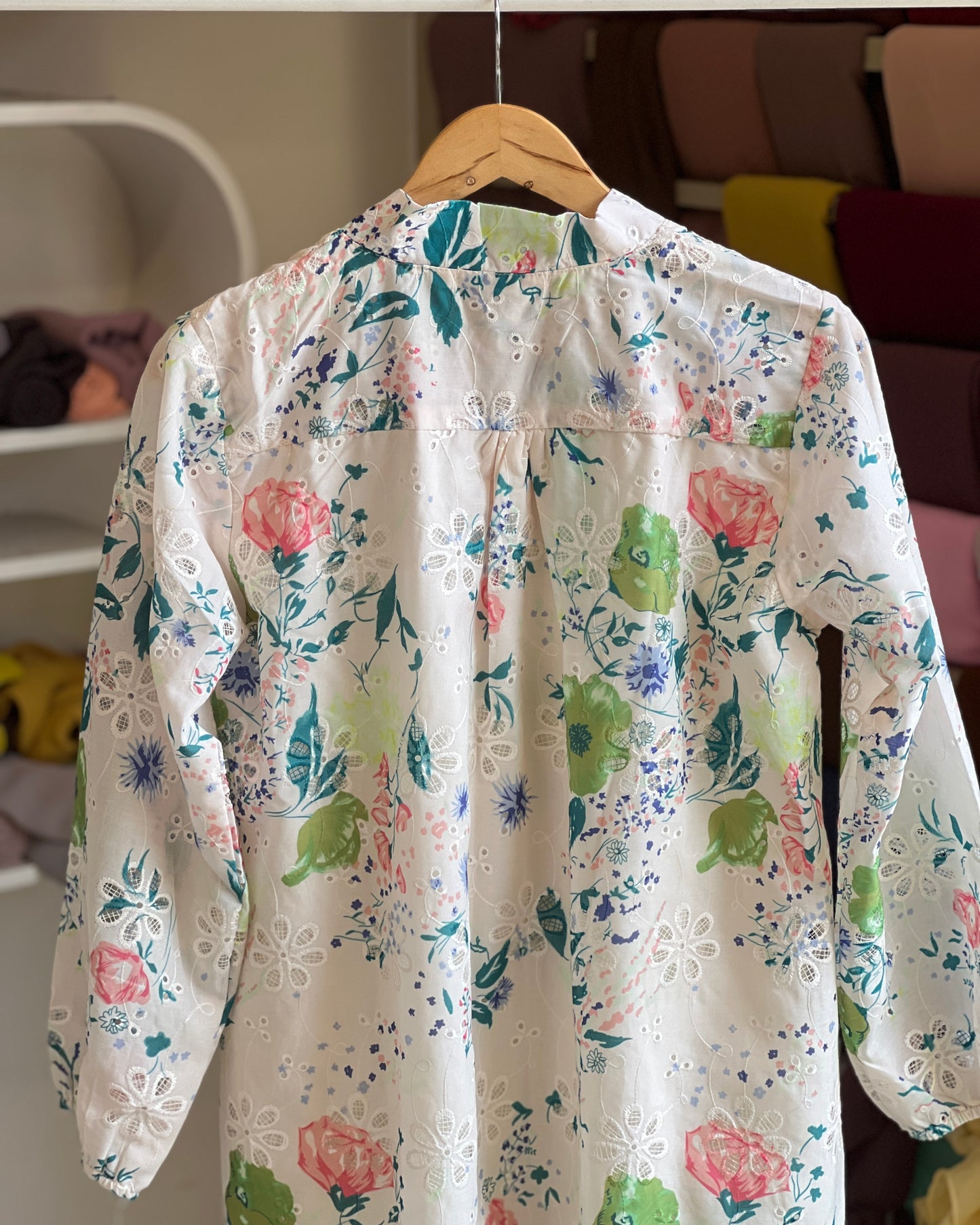 Floral print kimono-style top