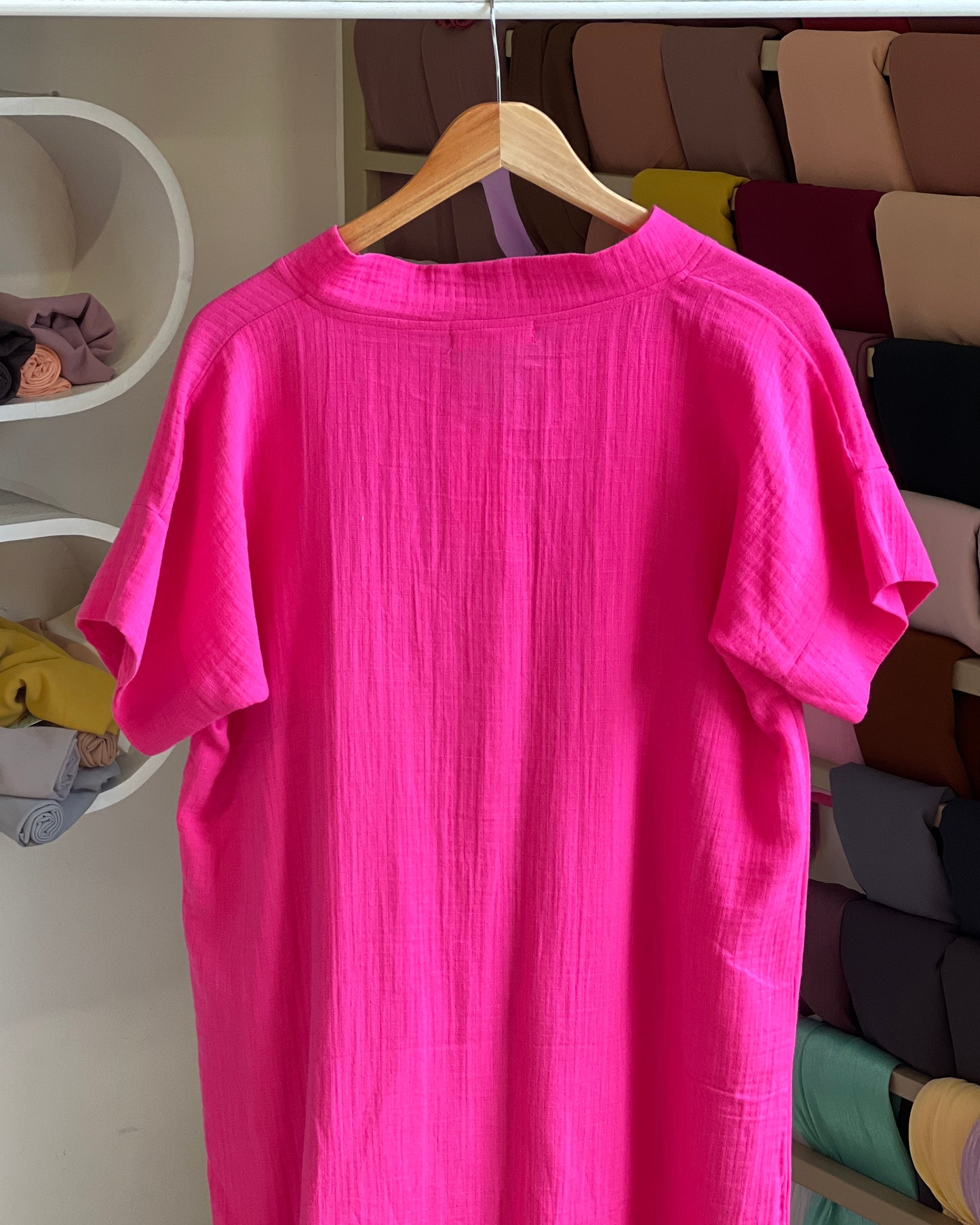 Women’s pink v-neck tunic top