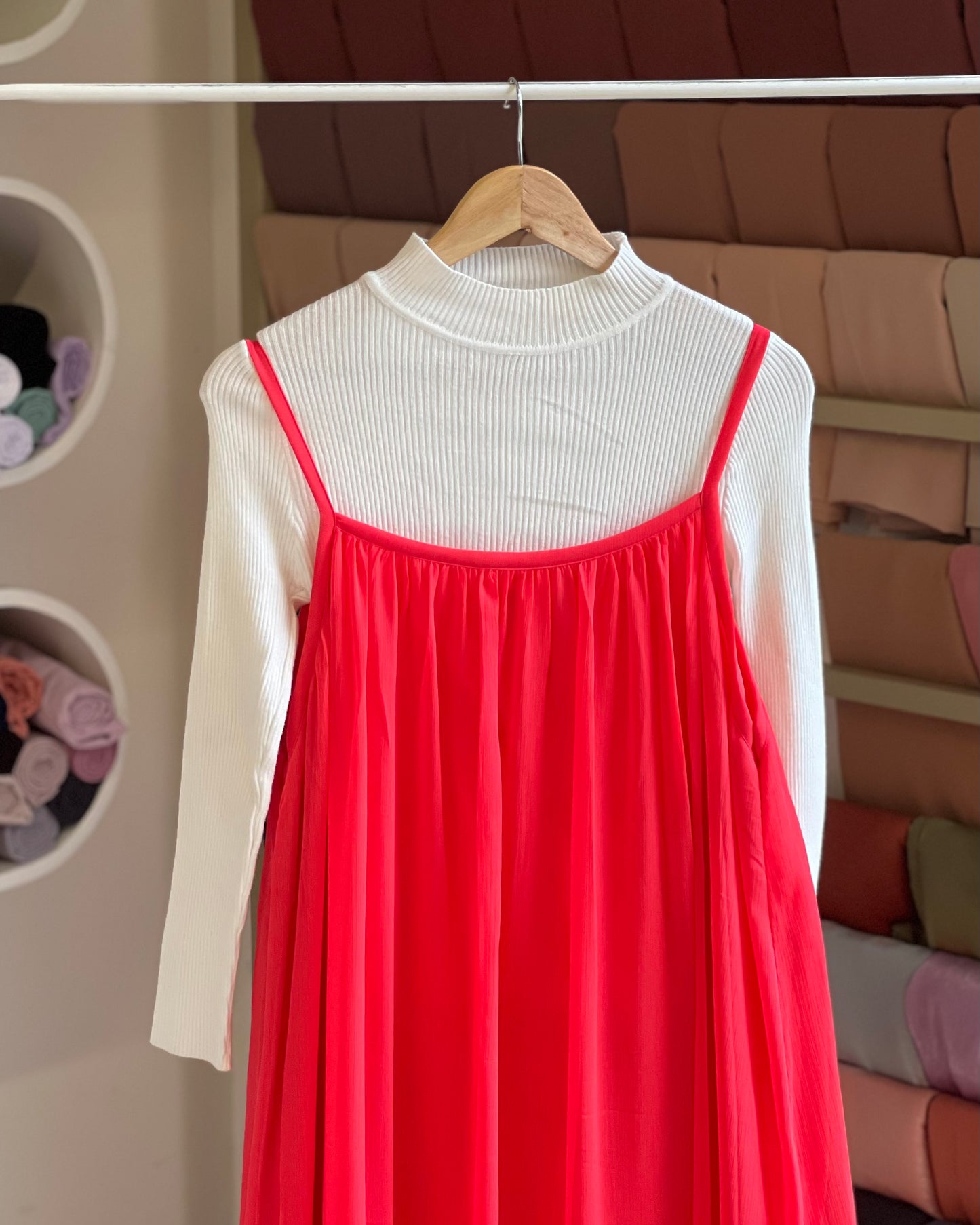 Tela buy ash women red pinafore