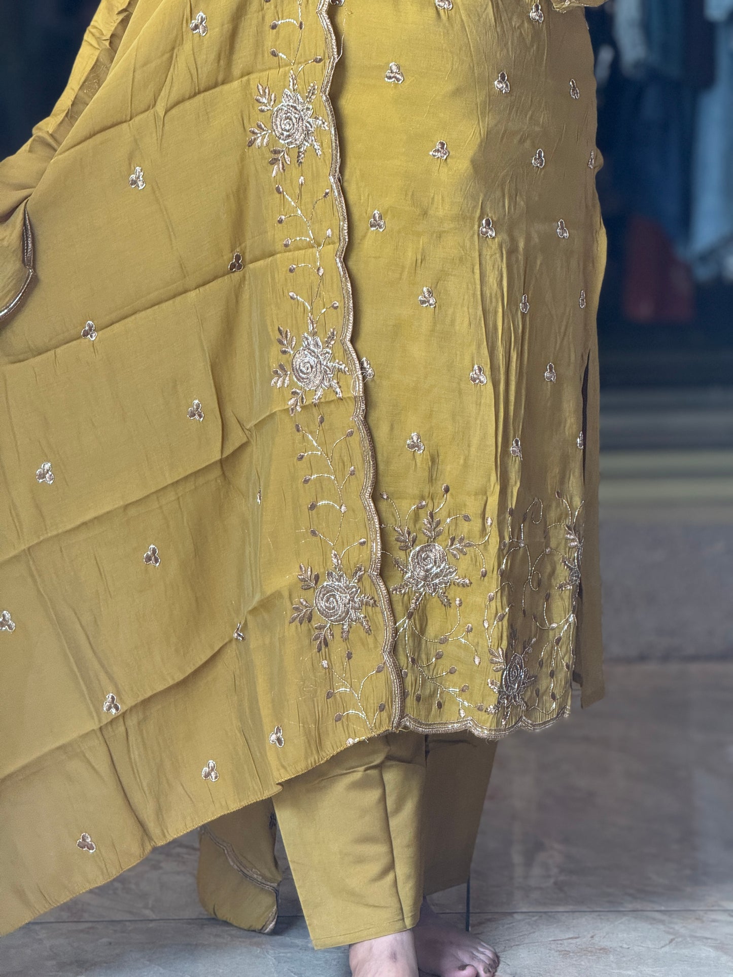 Plus size partywear