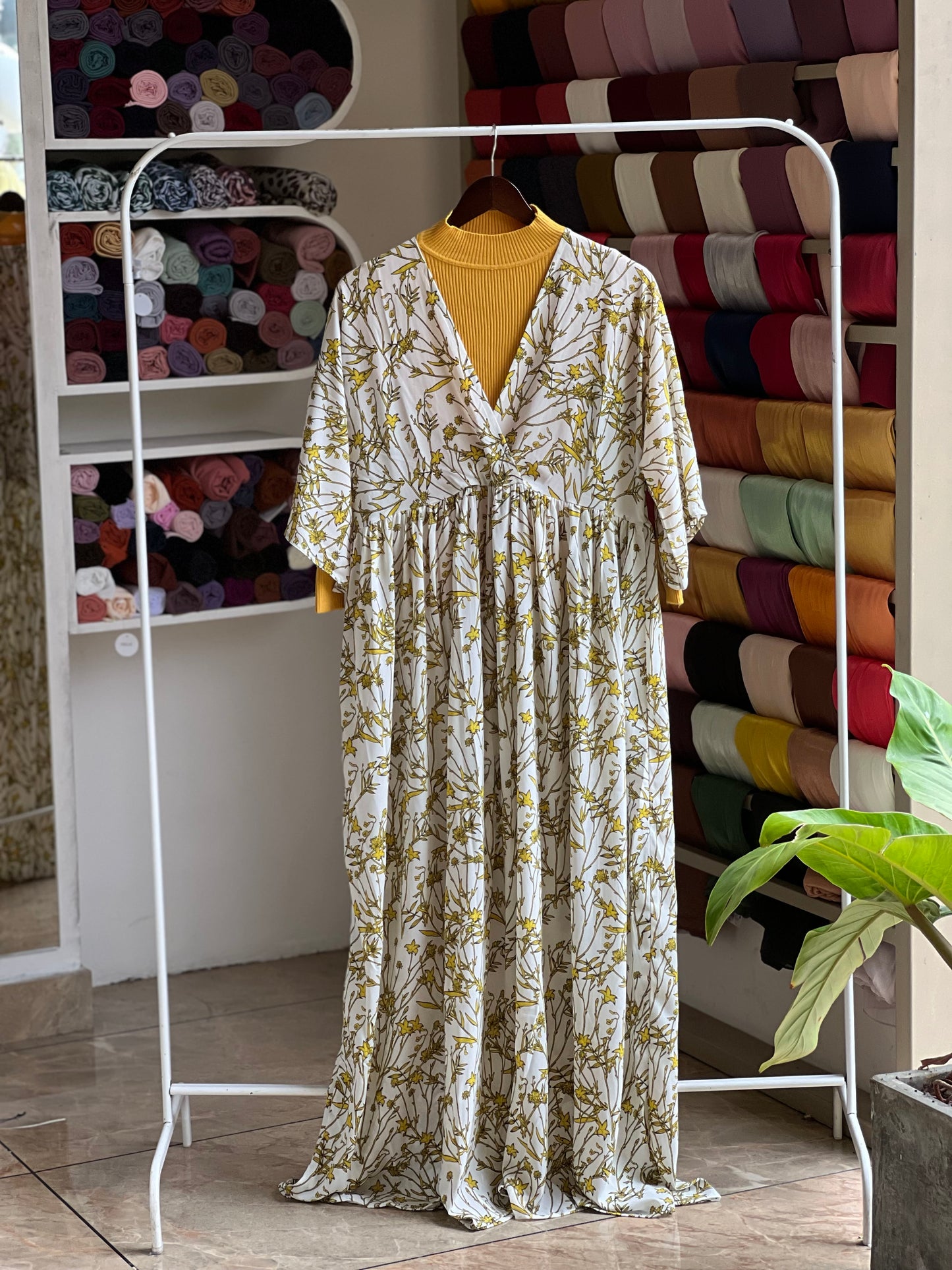 Wild Elegance Maxi Dress (with inner)