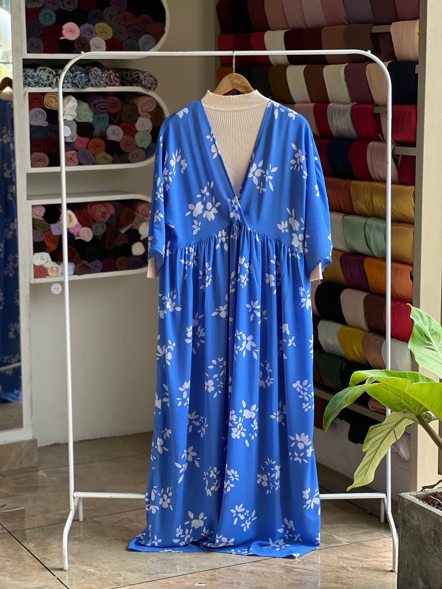 Wild Elegance Maxi Dress (with inner)