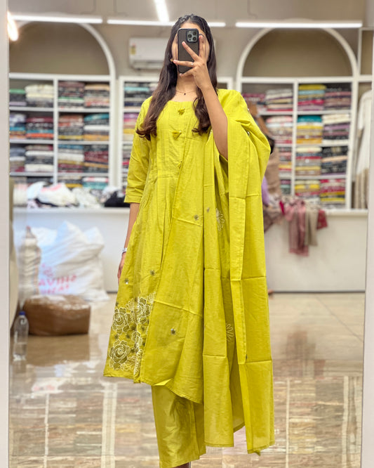 Telabyash woman premium green Partywear anarkali suit set