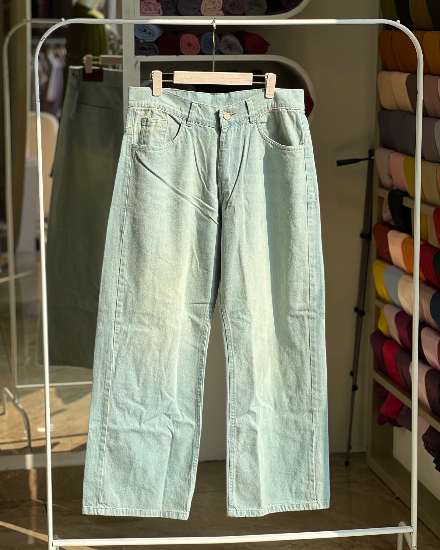 Plus size baggy jeans