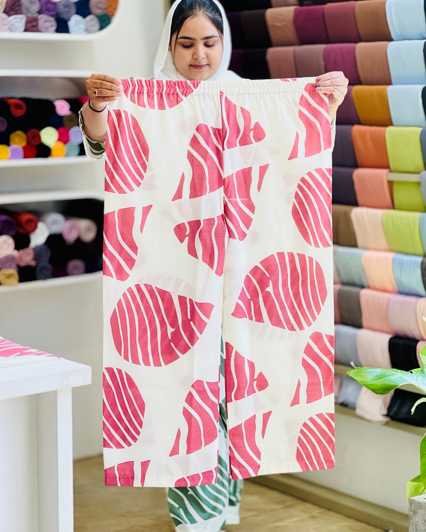 Leaf print cordset