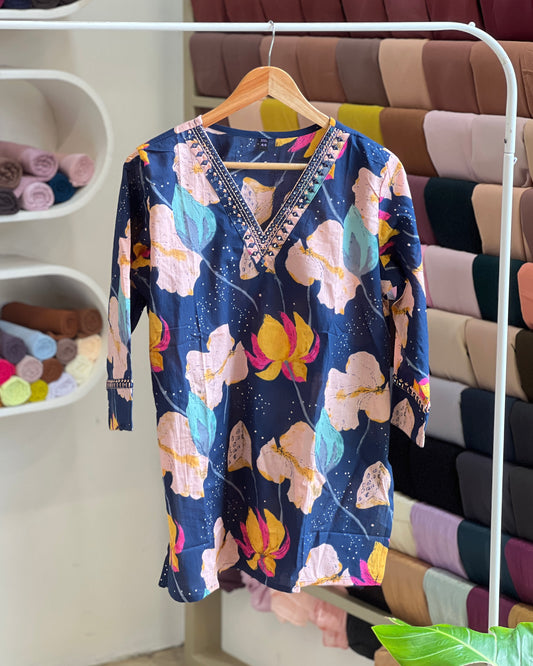 Floral print short kurta