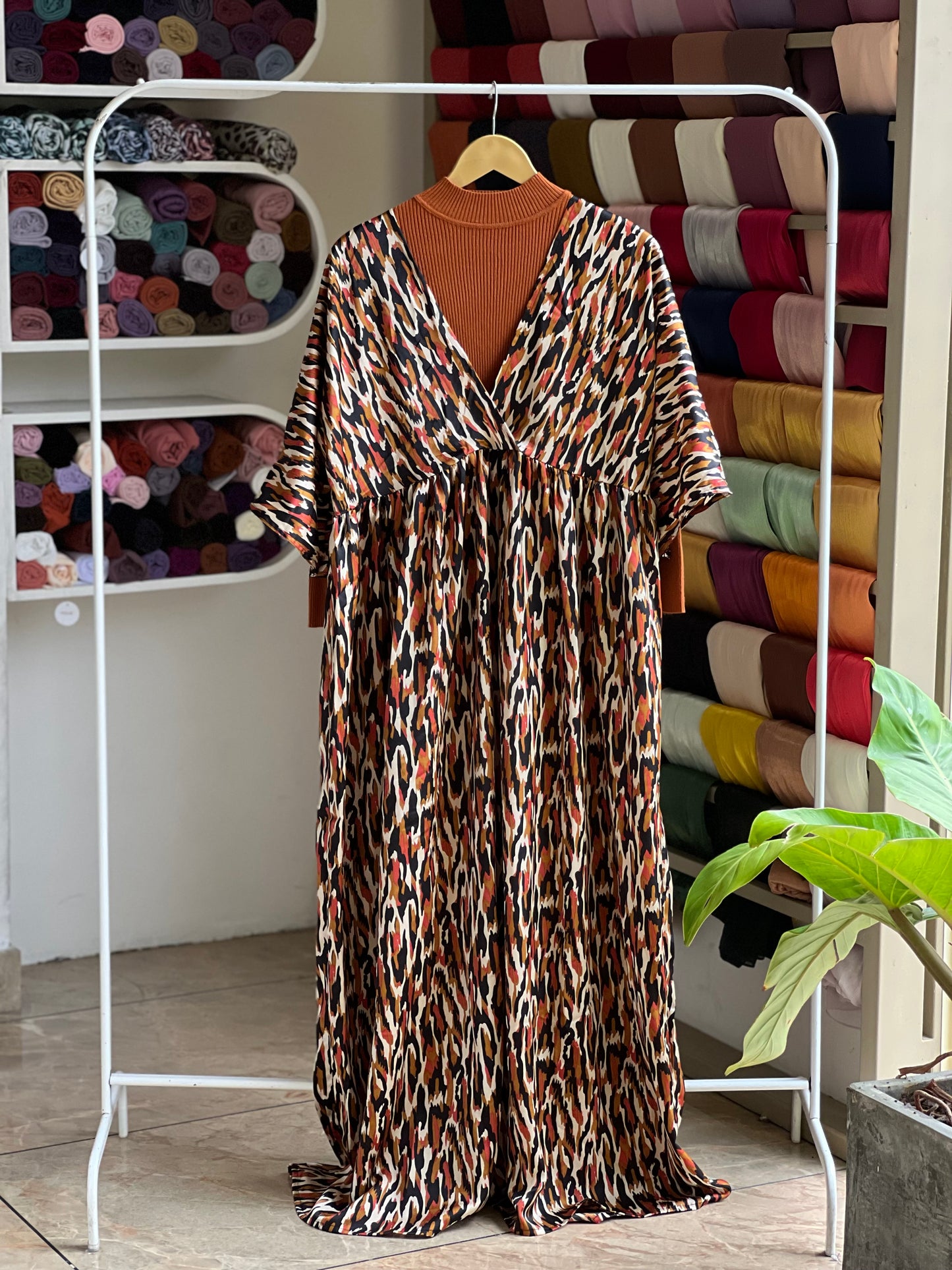 Wild Elegance Maxi Dress (with inner)