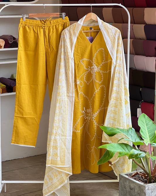 Women’s yellow Cotton salwar