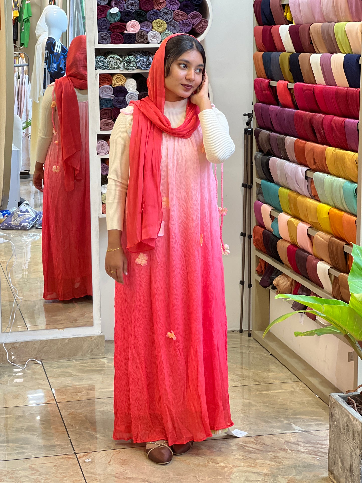 Imported pinafore with inner