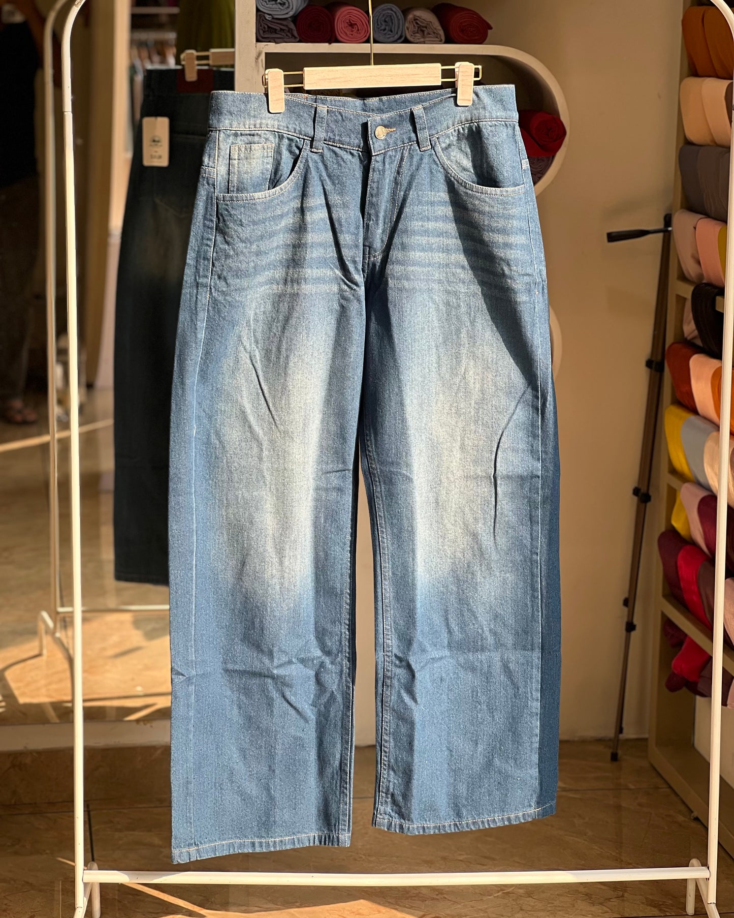 Plus size baggy jeans