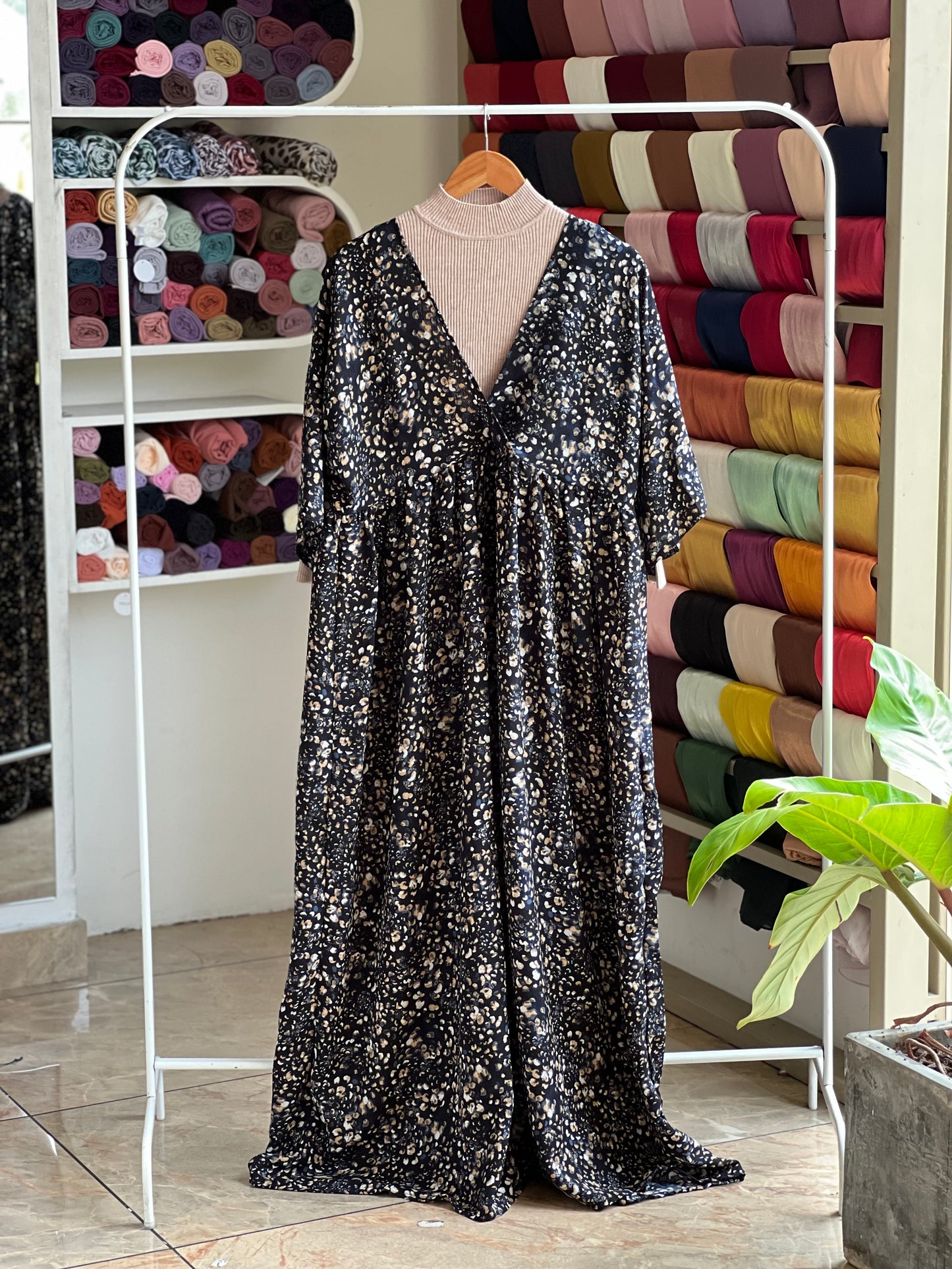 Wild Elegance Maxi Dress (with inner)