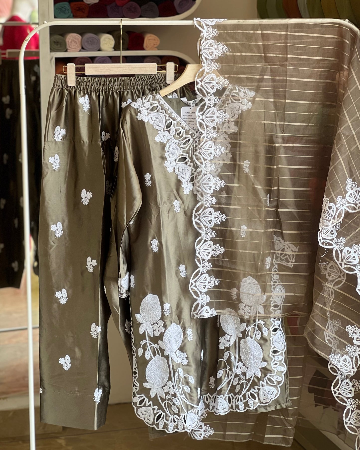 Parshi salwar