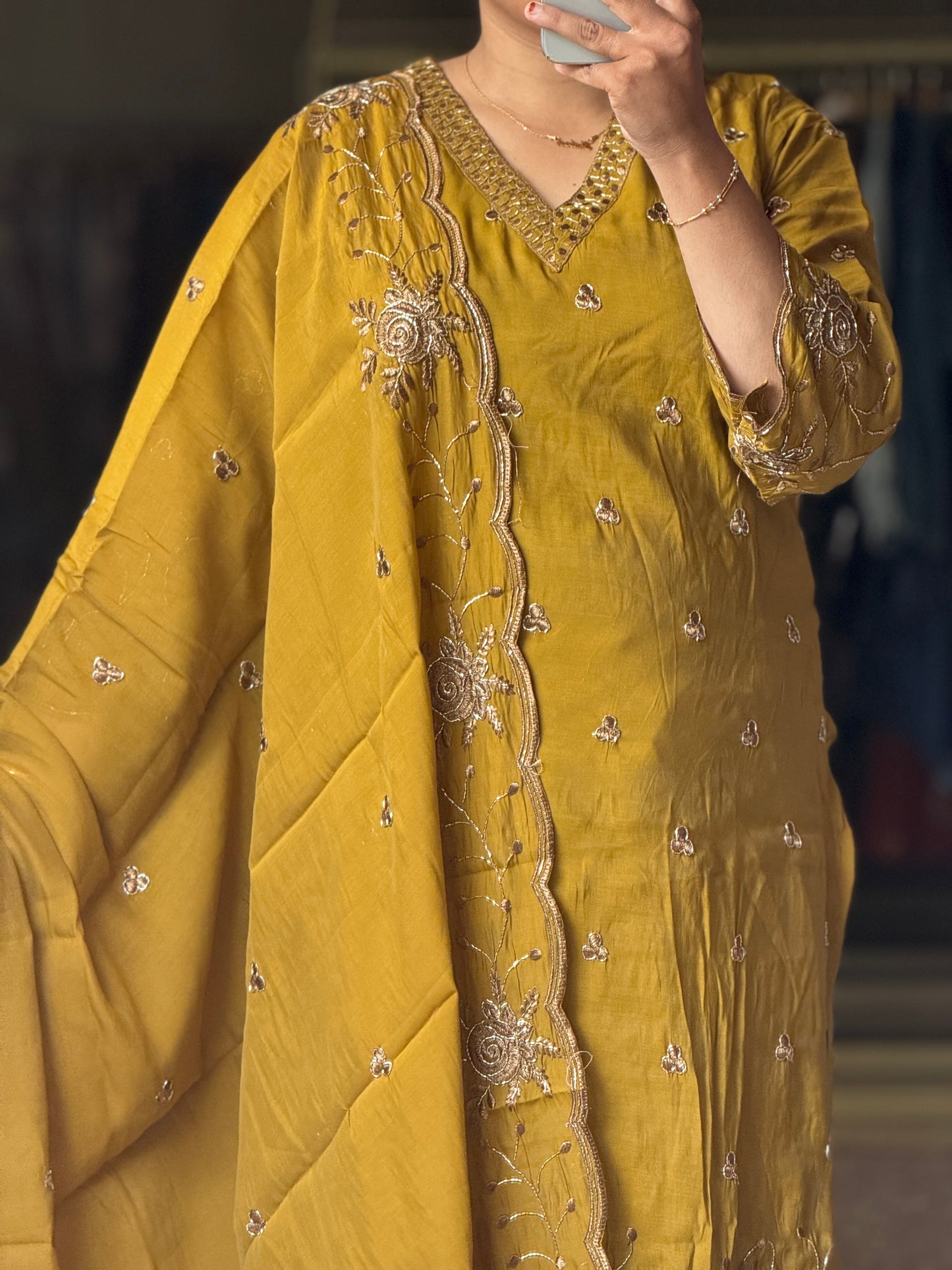Plus size partywear