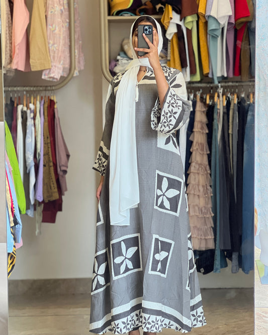 Tela by ash women grey imported printed gown
