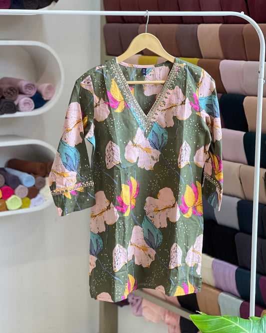 Floral print short kurta