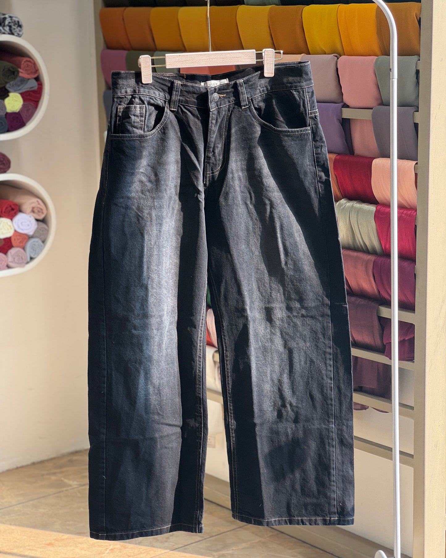 Plus size baggy jean