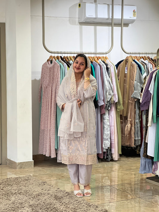 Women Muslin Semi Party Wear